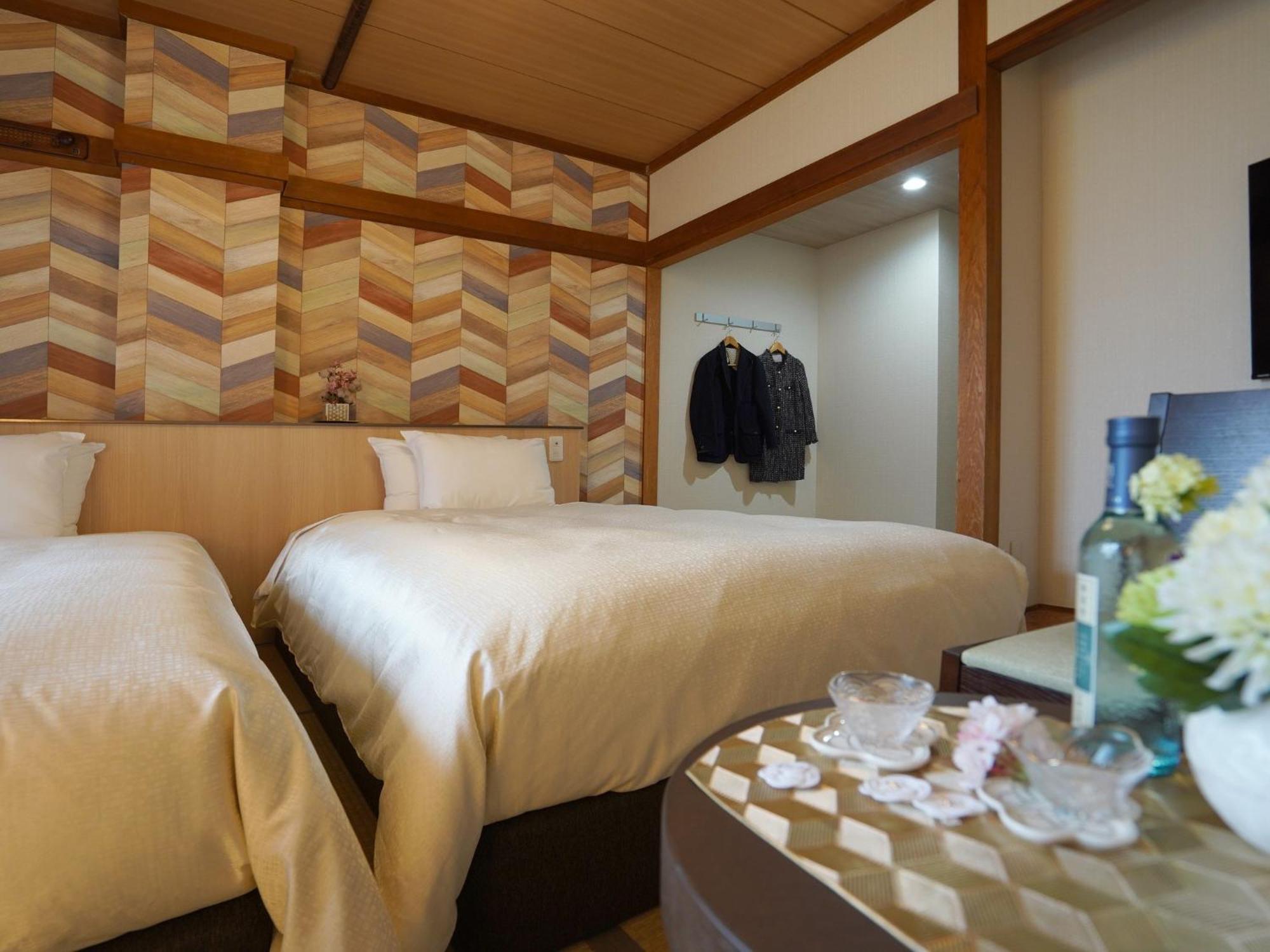 Hotel New Gaea Iizuka Экстерьер фото